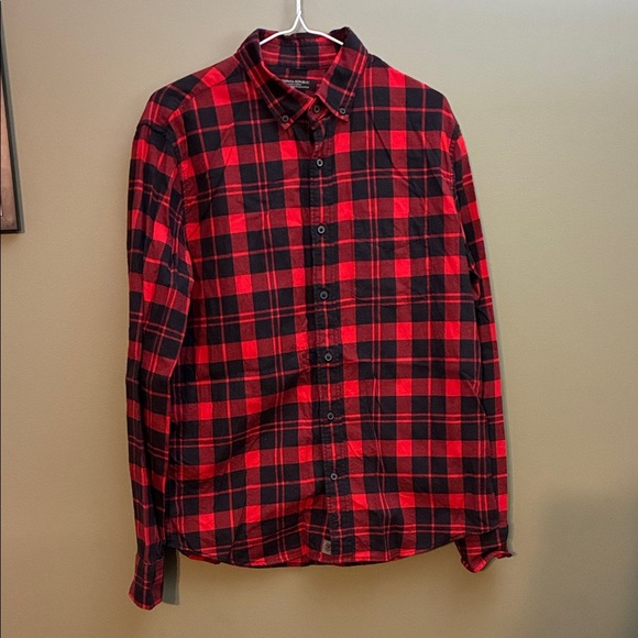 Banana Republic Men's Red and Black Checkered Shirt - Picture 1 of 11